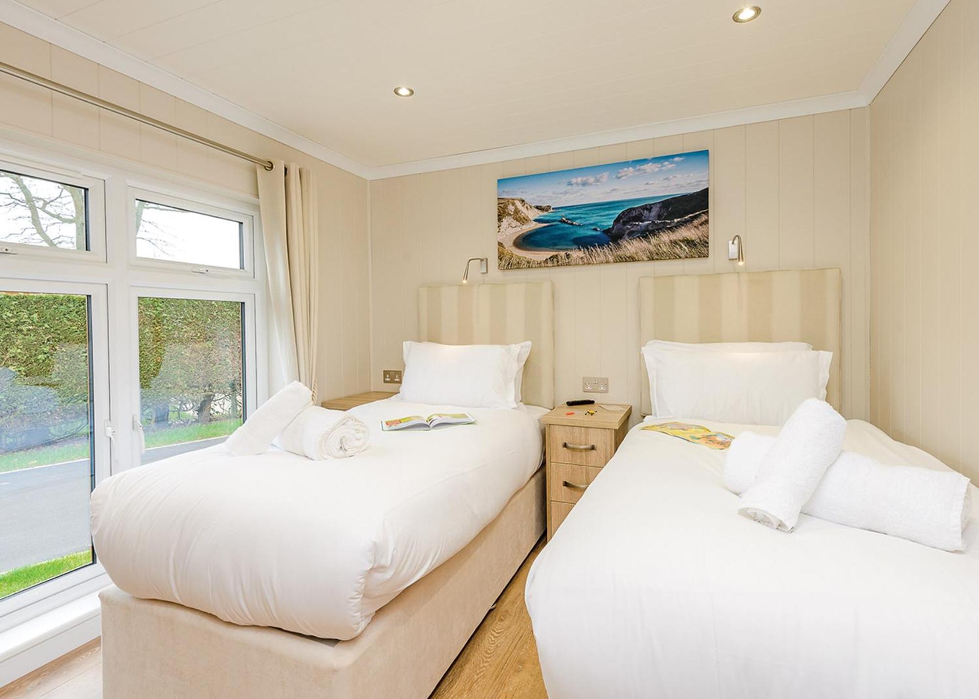 Wareham Forest Lodge Retreat Lytchett Minster Phòng bức ảnh