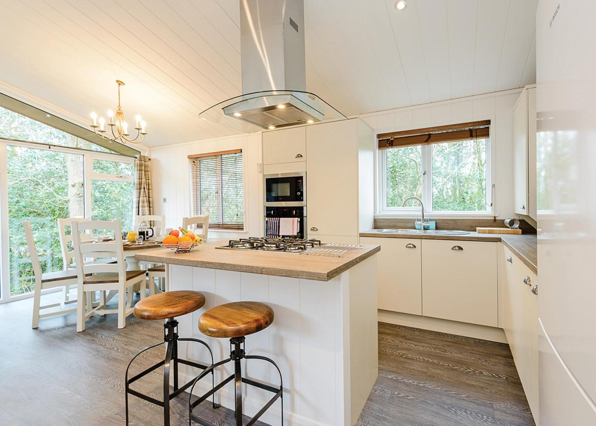 Wareham Forest Lodge Retreat Lytchett Minster Phòng bức ảnh